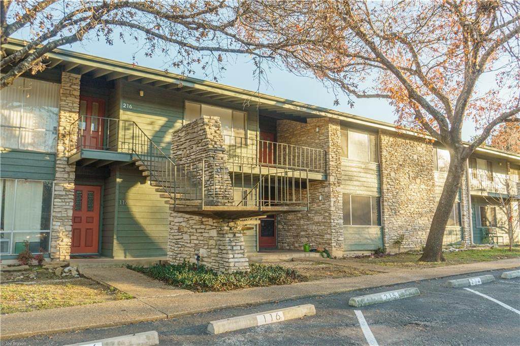 1304 Mariposa Dr - Photo 1