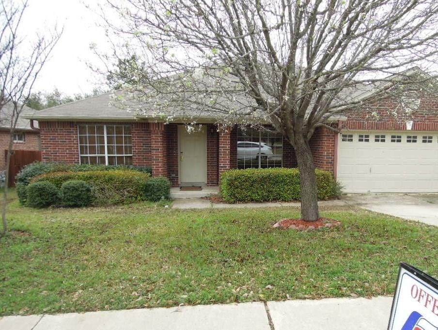 2210 Wheaton Trl - Photo 1