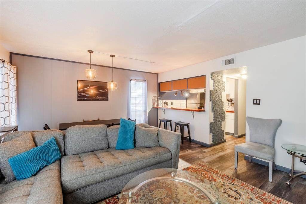 3431 Hills Dr - Photo 1