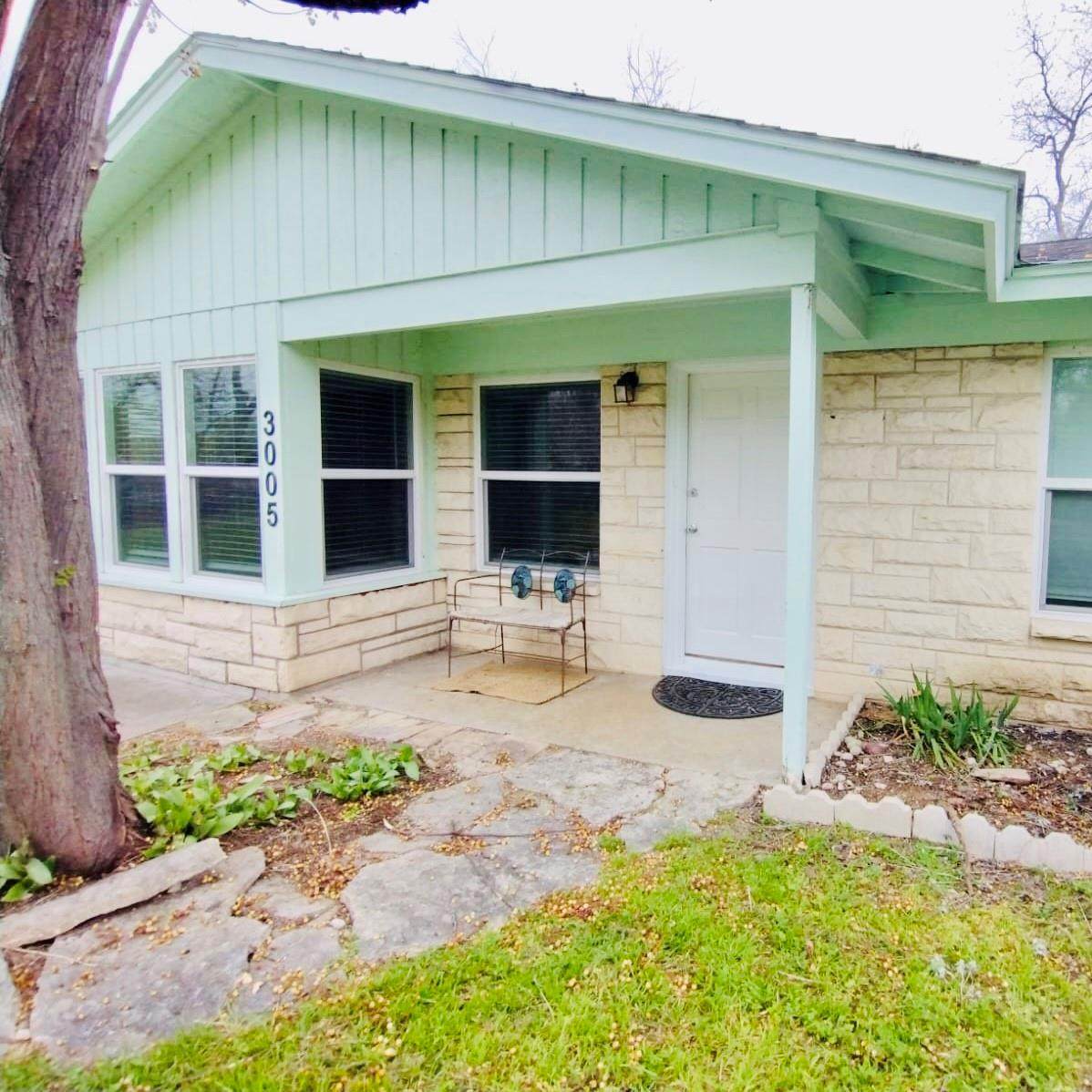 3005 Burning Oak Dr - Photo 1