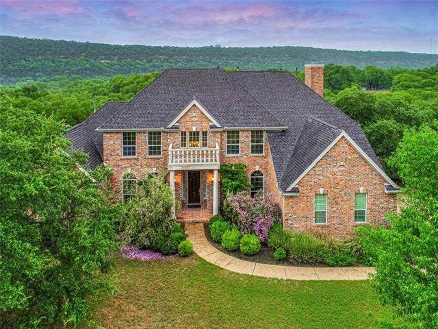 2715 Padina Dr - Photo 1