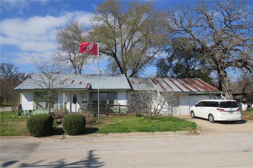 632 Mill Ave - Photo 1
