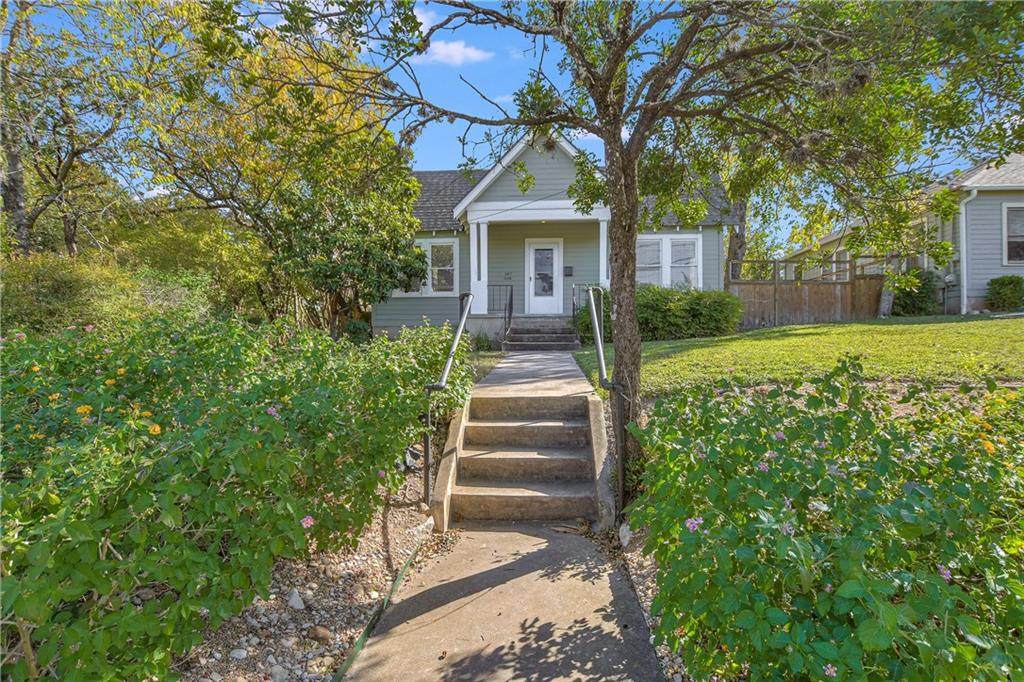 1907 Brackenridge St - Photo 1