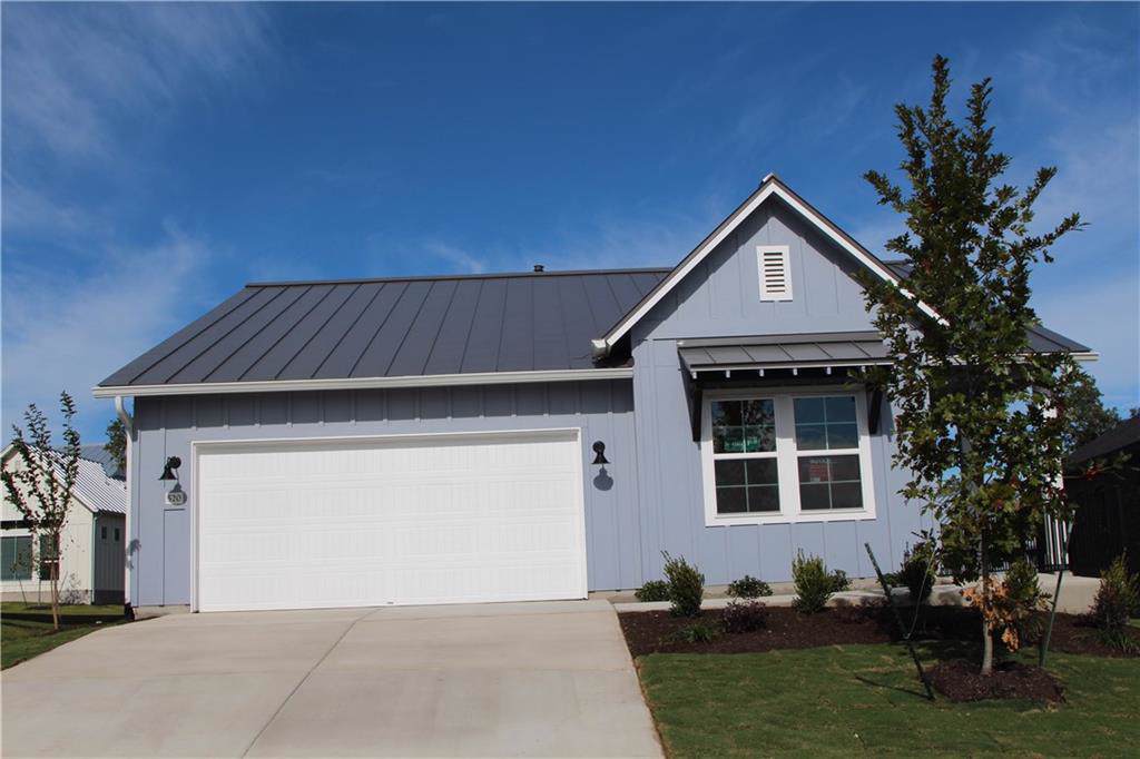 520 Freeing Oak St - Photo 1
