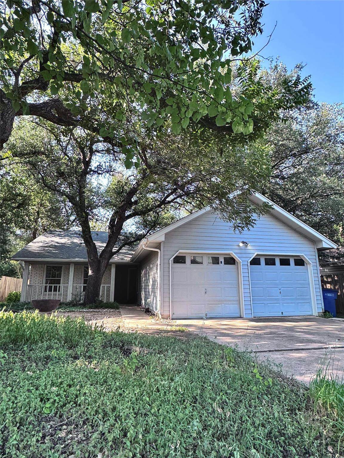 4506 Pelham Dr - Photo 1
