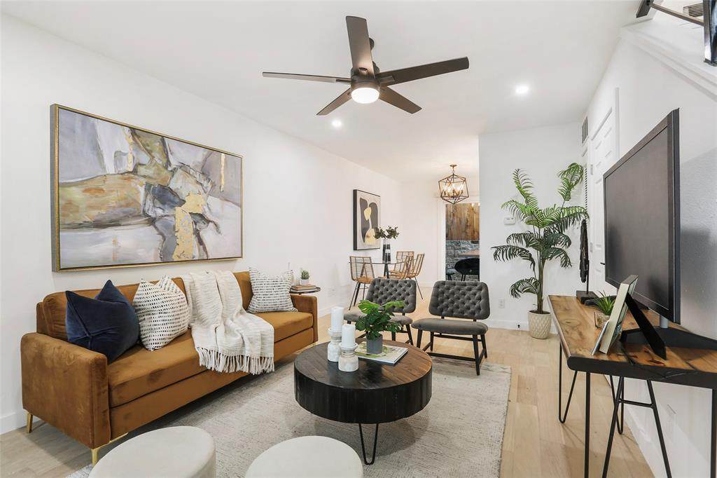 3806 Southridge Dr - Photo 1