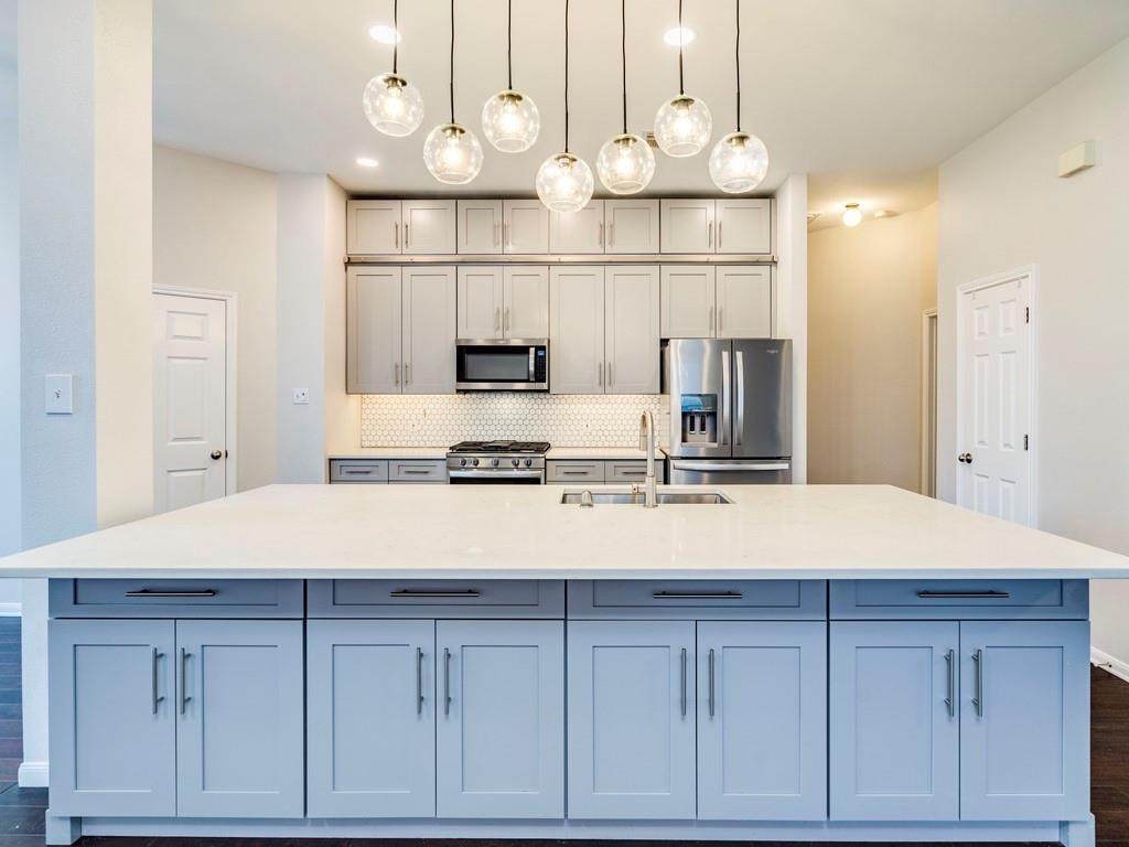 5712 Janabyrd Ln - Photo 1