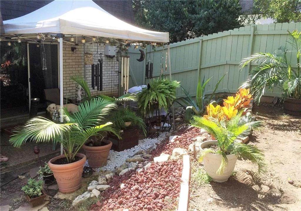 2802 Westhill Dr - Photo 1