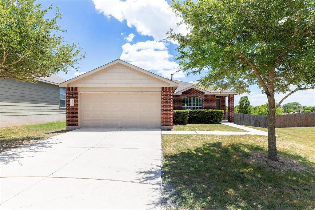 270 Nandina Dr - Photo 1