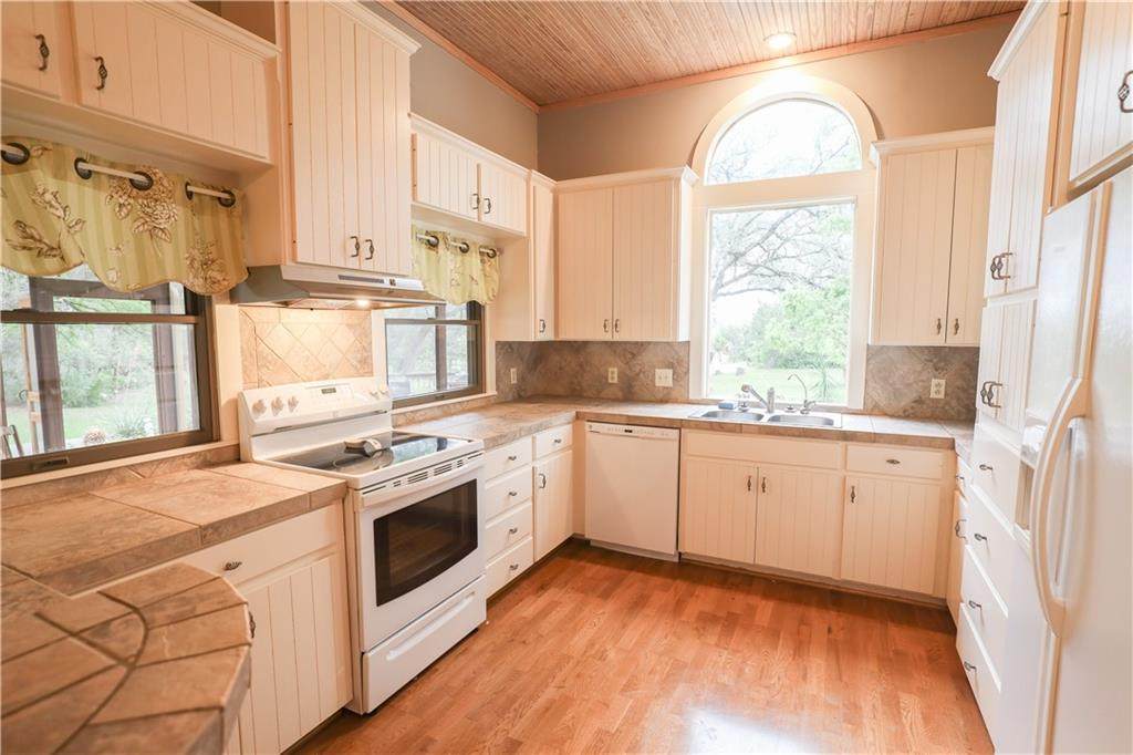 11623 Johnson Rd - Photo 1