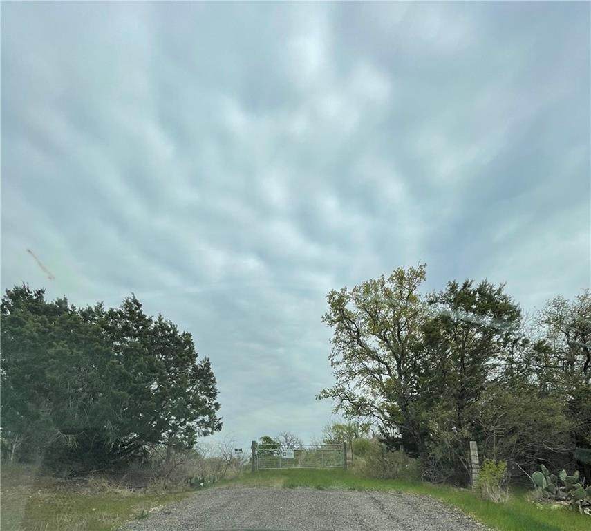 4001 Fm 690 - Photo 1