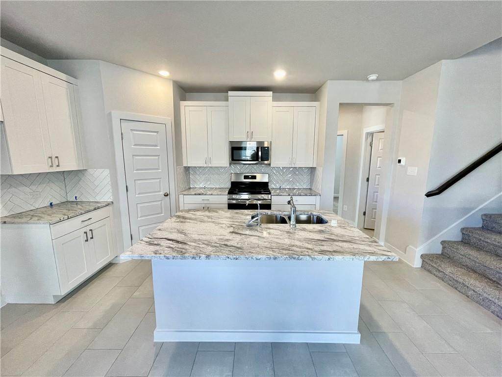 https://bt-photos.global.ssl.fastly.net/austin/orig_boomver_2_5708236-2.jpg