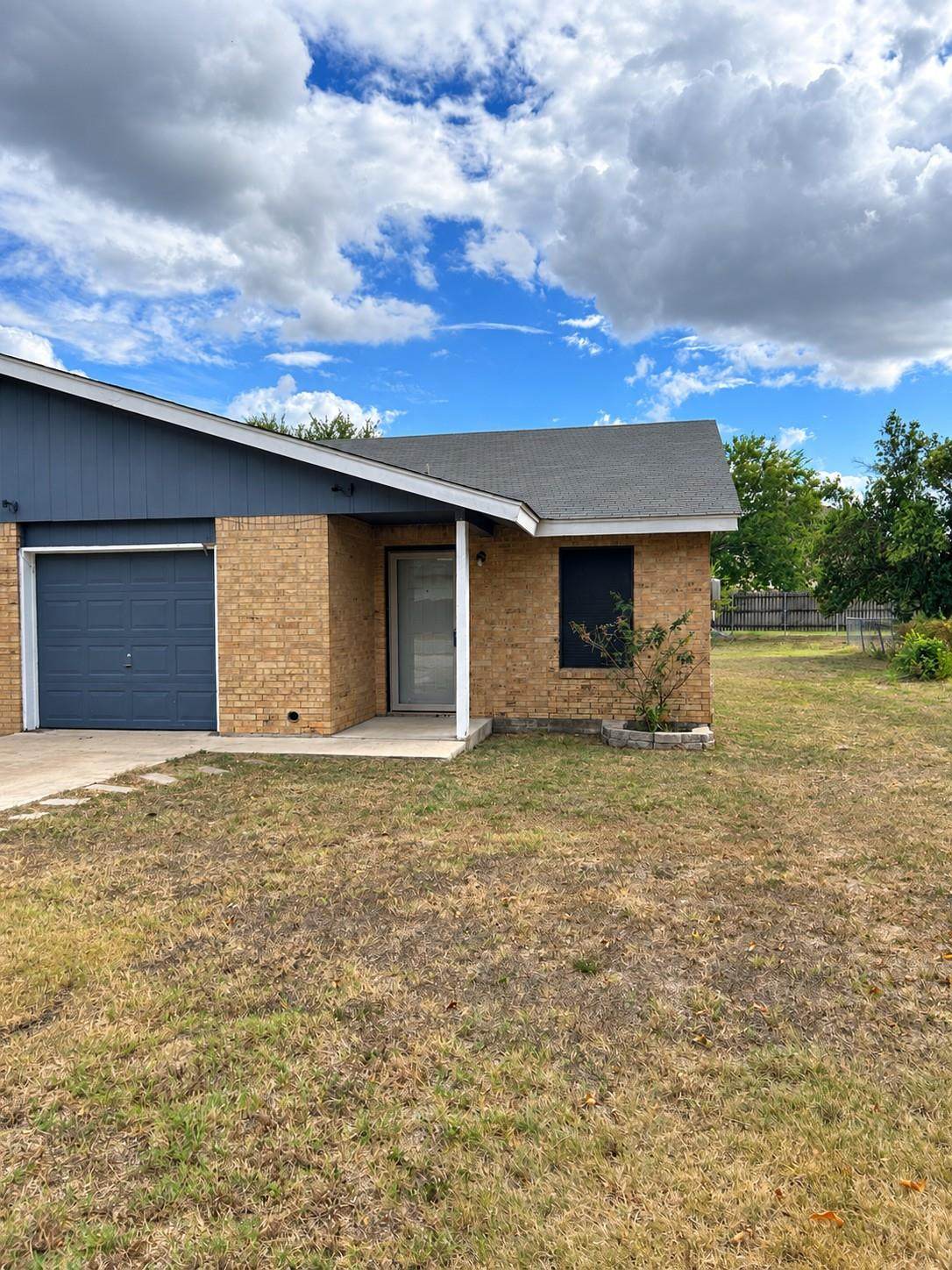 201 Goforth Rd - Photo 1