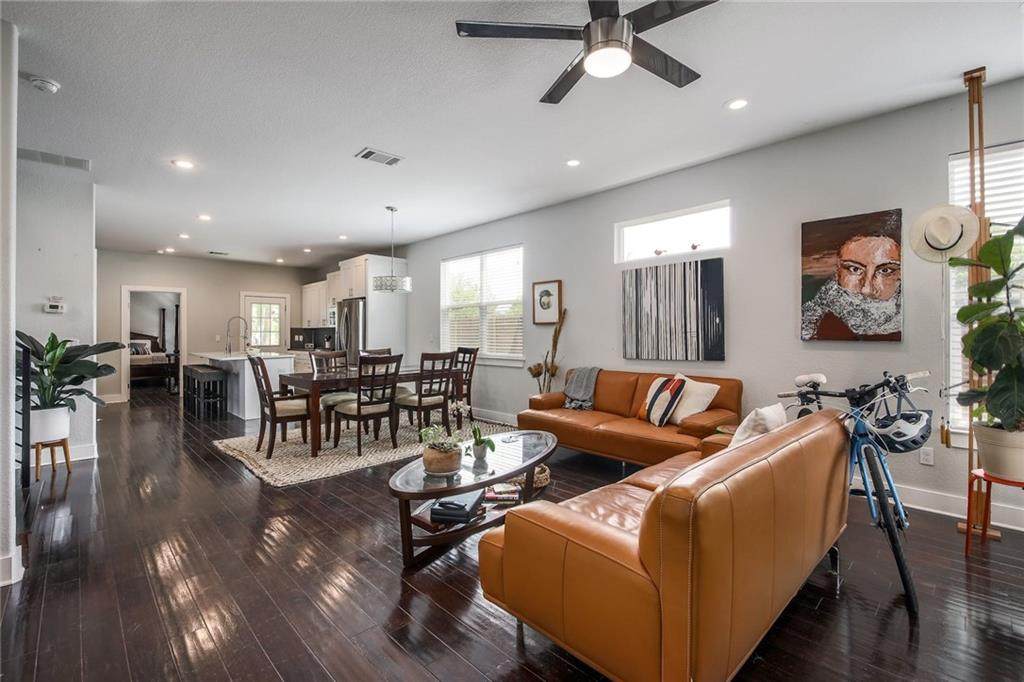 7217 Bennett Ave - Photo 1