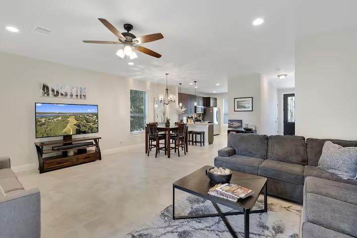 585 Demarett Dr - Photo 1