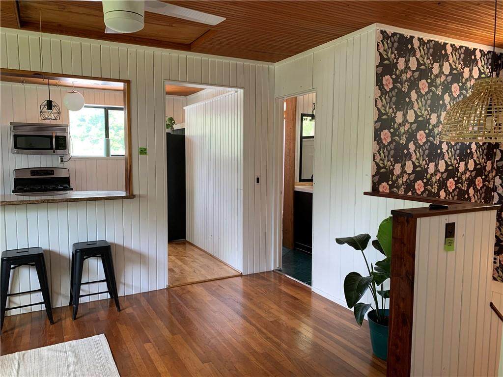 4419 1/2 Bellvue Ave - Photo 1