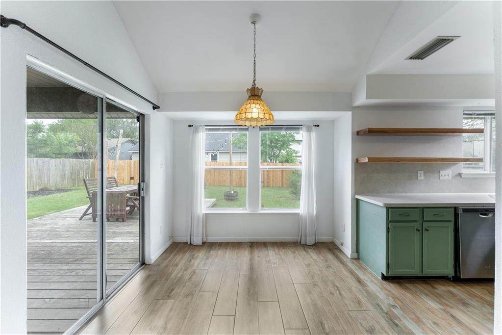 4715 Hawkhaven Ln - Photo 1