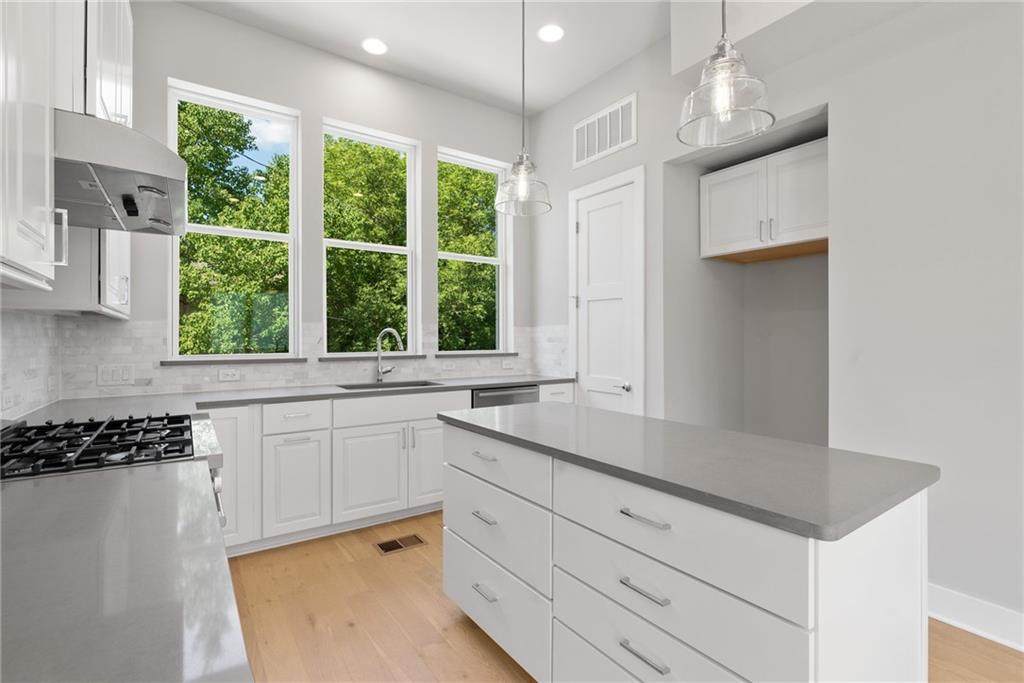 3500 Harmon Ave - Photo 1