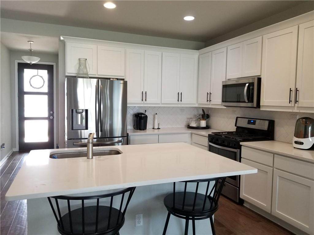 137 Winding Hollow Ln - Photo 1