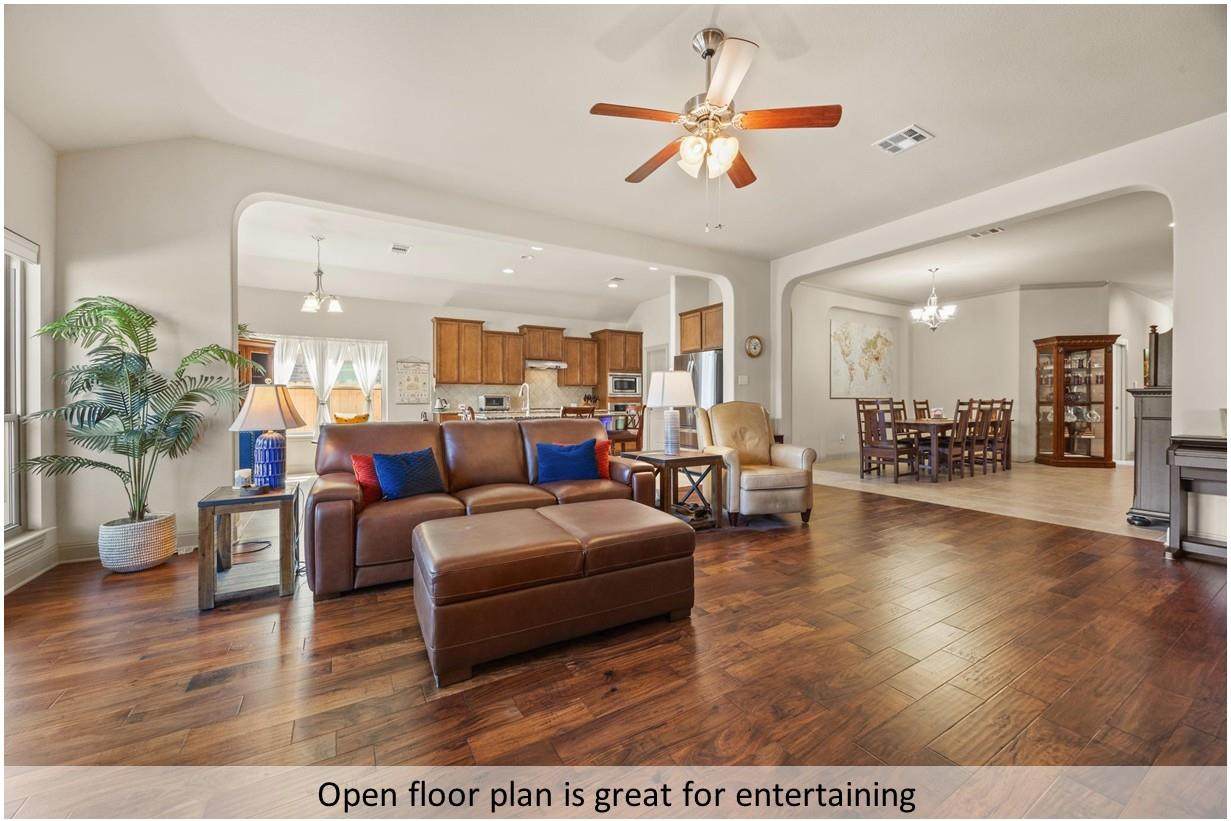 1101 Dyer Crossing Way - Photo 1
