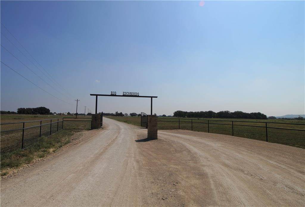 42111 Private Rd - Photo 1