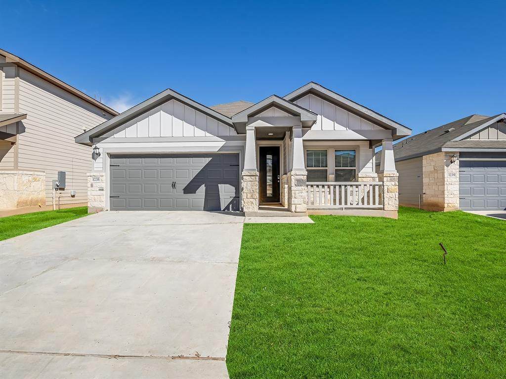 1235 William Crest - Photo 1