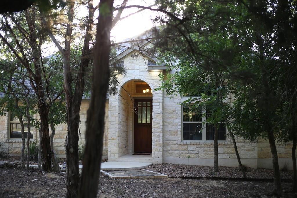110 Golfcrest Dr - Photo 1
