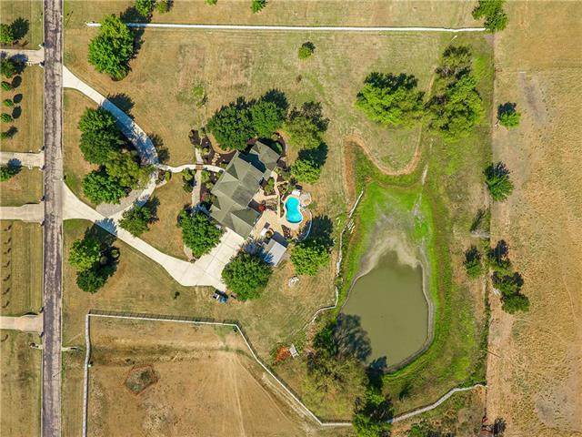 221 Courtnees Way - Photo 1