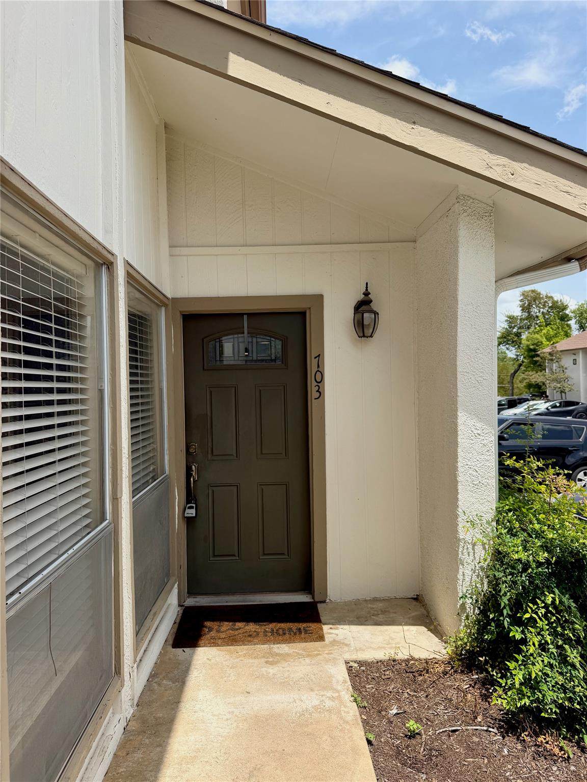 6910 Hart Ln - Photo 1
