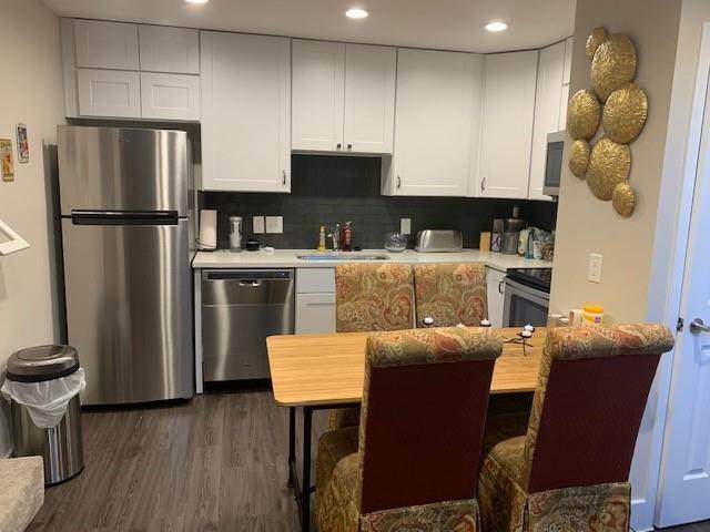935 La Posada Dr - Photo 1