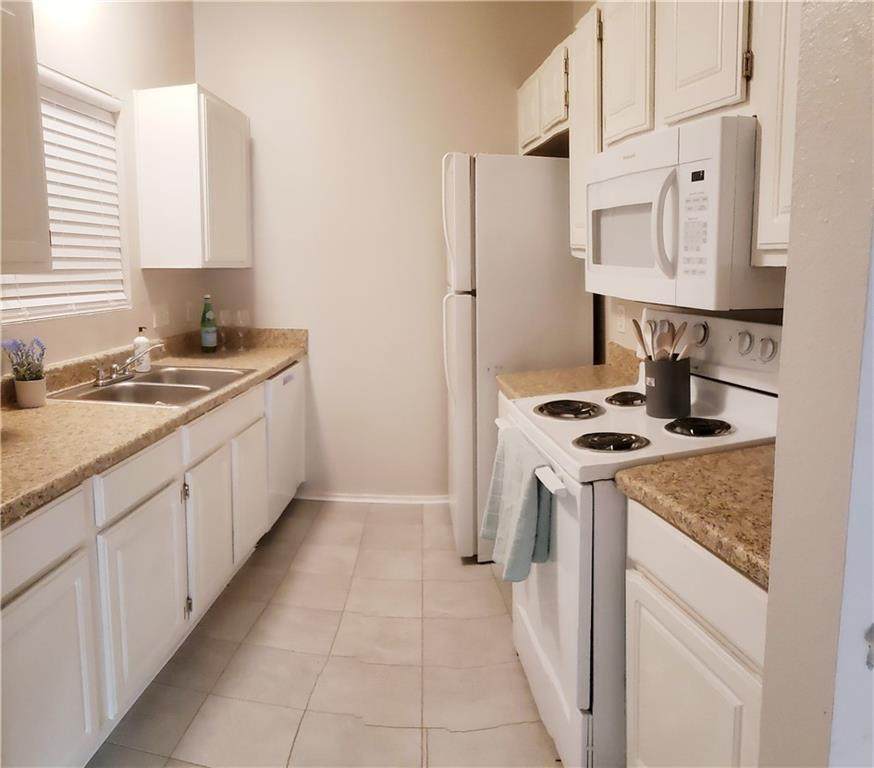 12166 Metric Blvd - Photo 1
