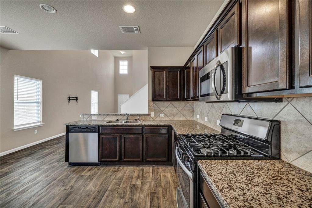 2902 Tilmon Ln - Photo 1