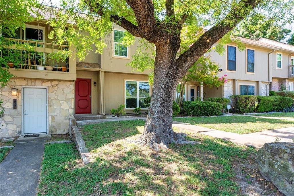 9009 North Plz - Photo 1