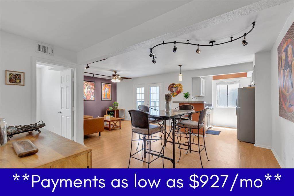 3018 1st St - Photo 1