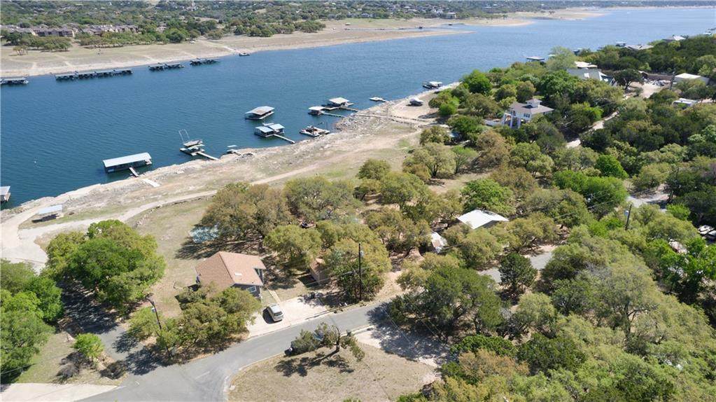 20808 Lakeshore Dr - Photo 1