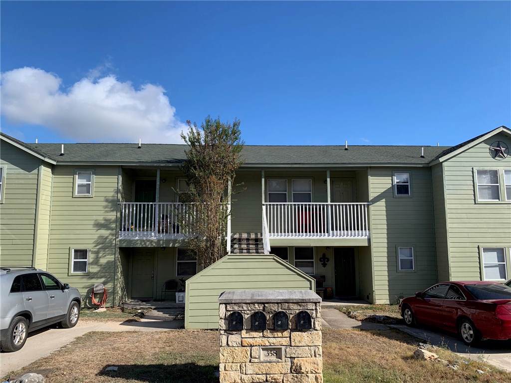 358 Shady Bluff Dr - Photo 1