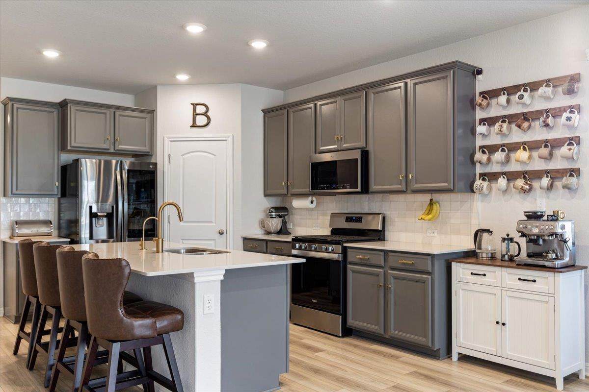 1001 Dog Iron St - Photo 1