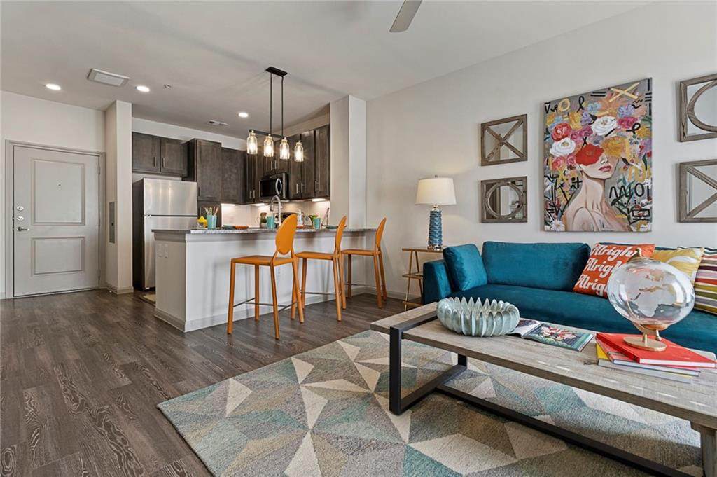 2405 Montopolis Dr - Photo 1