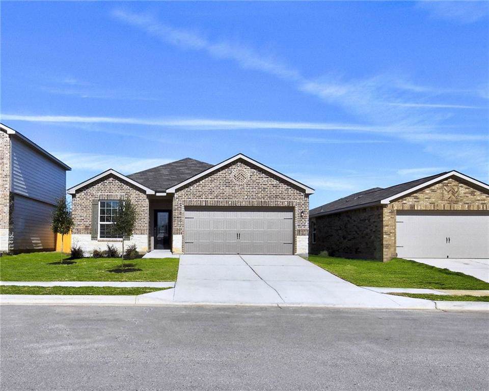 105 Cherry Tree Ln - Photo 1