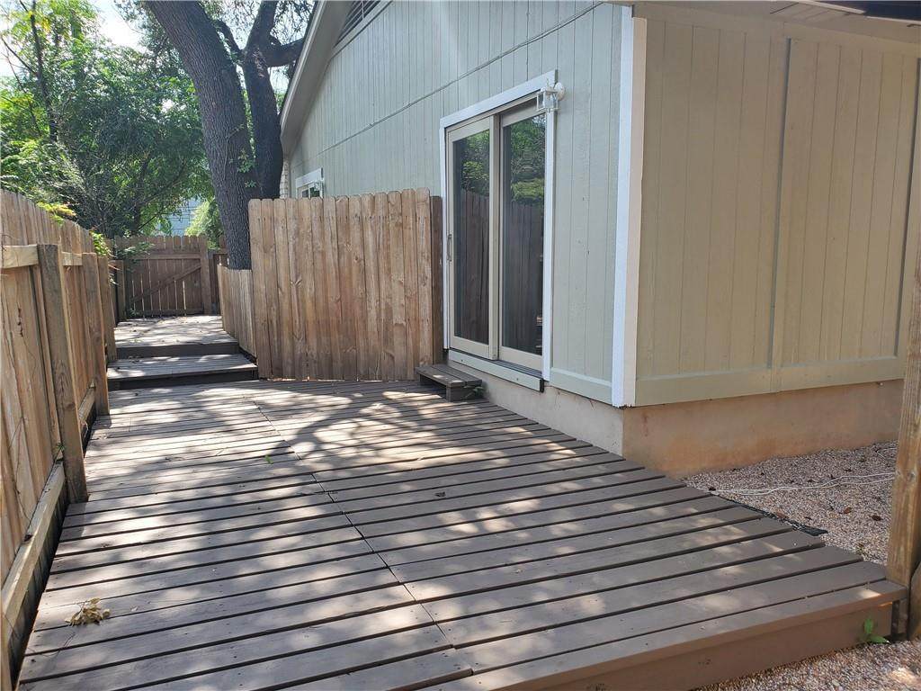 6500 Columbia Oaks Ct - Photo 1