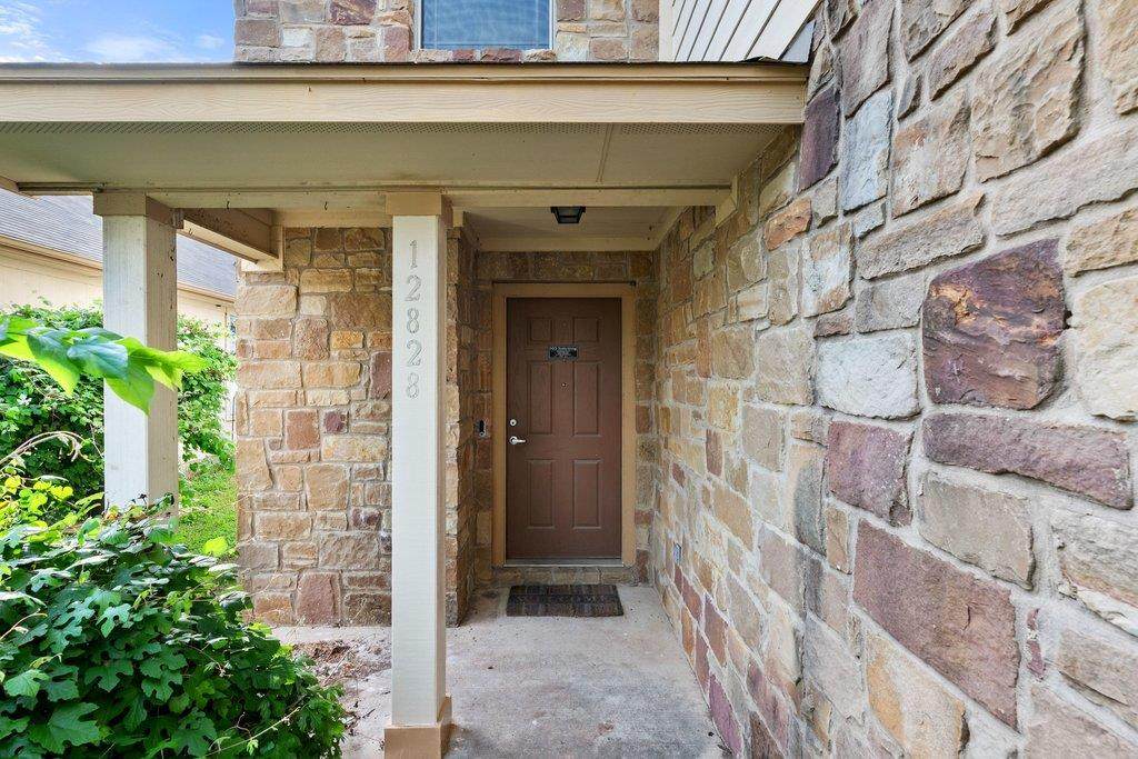 12828 Snow Ln - Photo 1