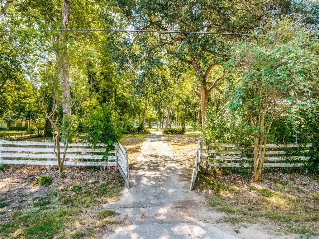 1931 Terminal Loop Rd - Photo 1