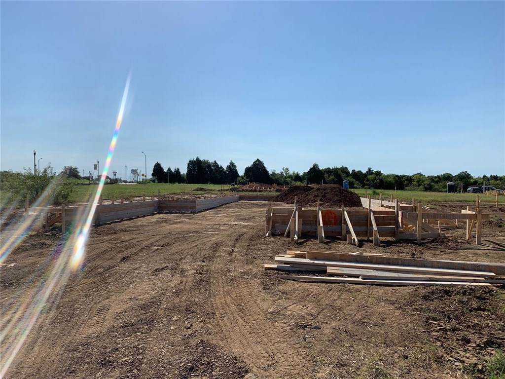 103 Insider Loop - Photo 1