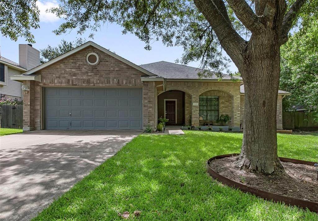 1215 Brophy Dr - Photo 1