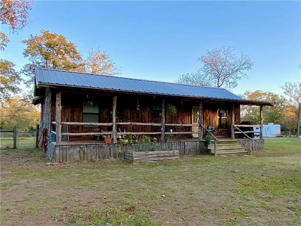 885 Peach Creek Rd - Photo 1