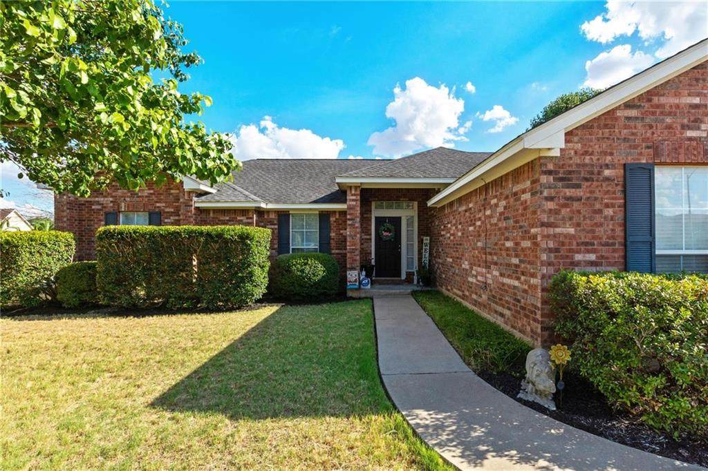 104 Guadalupe Dr - Photo 1
