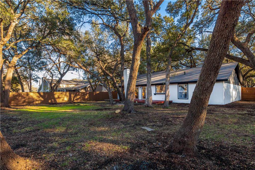 9308 Meadowheath Dr - Photo 1