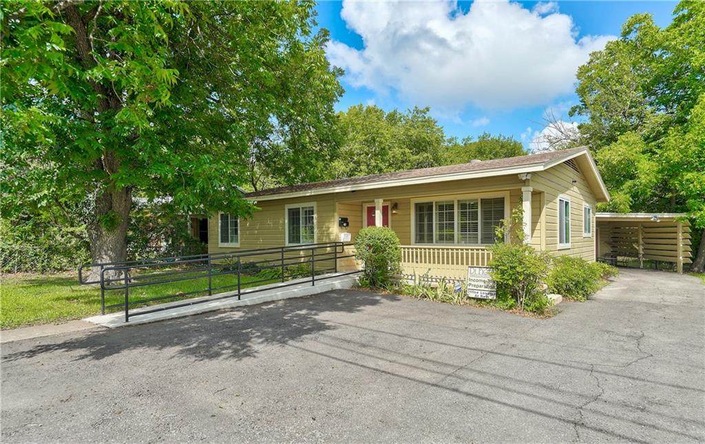 4404 Merle Dr - Photo 1