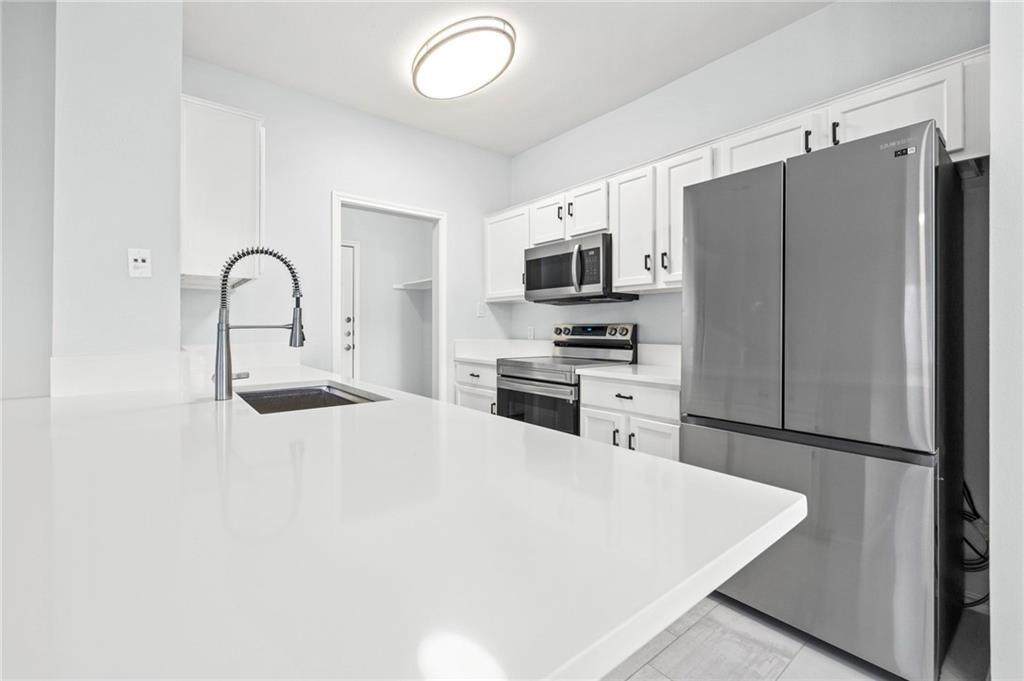 1700 Constantino Cir - Photo 1