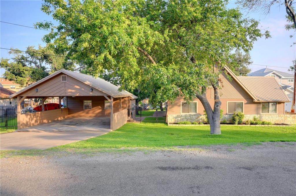 204 Pecan Creek Dr - Photo 1